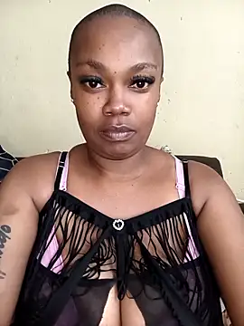 MisteryGirlBusty online show from May 7, 2026, 7:56 am