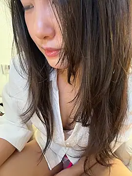 dearBeibeii online show from July 1, 2026, 2:56 am