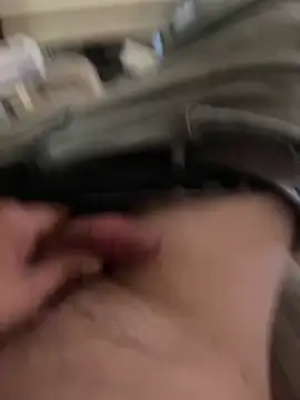 cozzy42 online show from April 19, 2026, 6:10 pm