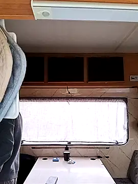 alieno napoletano online show from April 21, 2026, 5:47 am