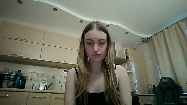 Lisanta online show from May 5, 2026, 4:54 pm