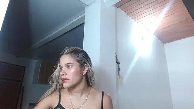 Snapshot of little_babyboo_ chatting on May 2, 2026, 1:11 am little babyboo online show from May 2, 2026, 1:11 am