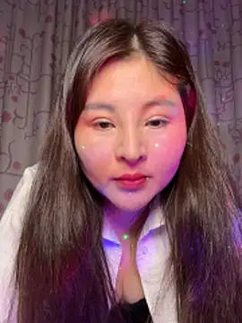 YUYU126688 online show from May 2, 2026, 12:43 pm