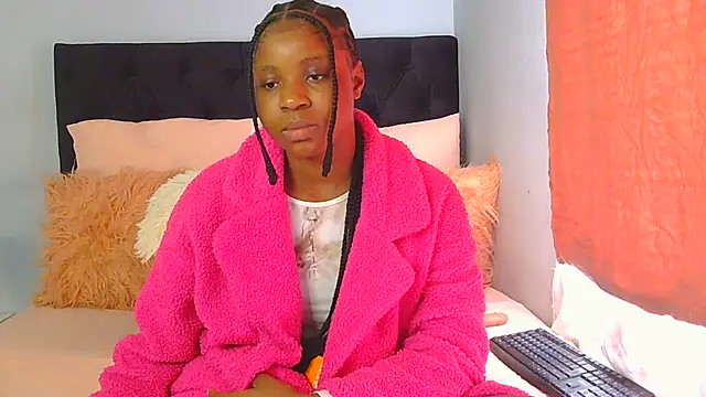 Snapshot of julianaa19 chatting on May 22, 2026, 1:20 pm julianaa19 online show from May 22, 2026, 1:20 pm