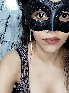 lovelyrosewifey online show from July 12, 2026, 3:46 pm