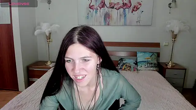 MaryRapunzel online show from June 10, 2026, 8:32 pm