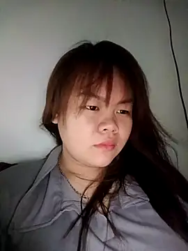 Truxcy1 online show from May 8, 2026, 12:14 am