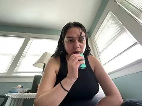 athanathelesbian online show from April 21, 2026, 10:16 pm