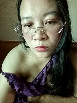Snapshot of lymm78 chatting on June 14, 2026, 2:24 am lymm78 online show from June 14, 2026, 2:24 am