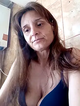 Snapshot of LissaBelaa chatting on April 24, 2026, 9:22 am LissaBelaa online show from April 24, 2026, 9:22 am