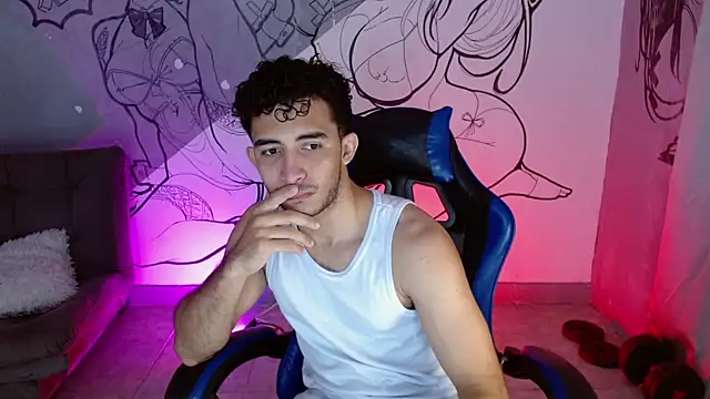 caius bigcock1 online show from April 30, 2026, 12:23 pm