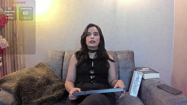 ShantalBr online show from July 25, 2026, 3:14 am