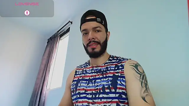 Snapshot of tommel_bailey chatting on May 17, 2026, 12:49 pm tommel bailey online show from May 17, 2026, 12:49 pm