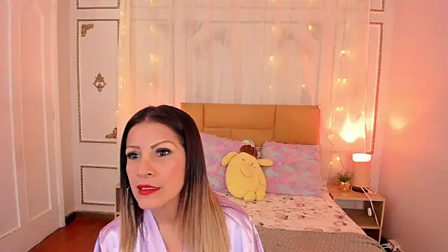 cris milk online show from June 9, 2026, 9:05 pm