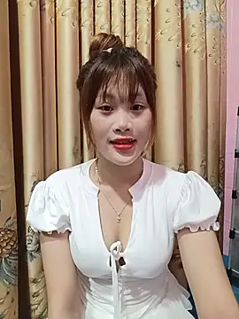 Snapshot of Ly-sexyy chatting on June 18, 2026, 6:02 pm Ly-sexyy online show from June 18, 2026, 6:02 pm