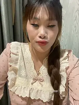Ly-sexyy online show from May 5, 2026, 2:14 am