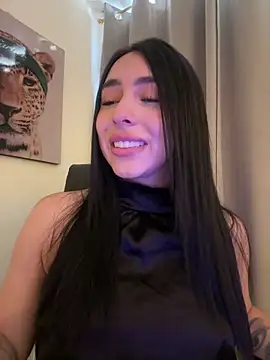 IsabellaNoir  online show from June 19, 2026, 9:20 pm