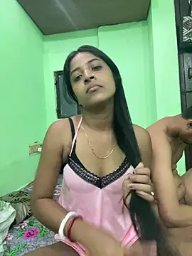 Snapshot of hot-couple-0 chatting on June 11, 2026, 12:57 pm hot-couple-0 online show from June 11, 2026, 12:57 pm