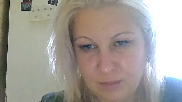 Neferedit online show from July 16, 2026, 12:46 pm