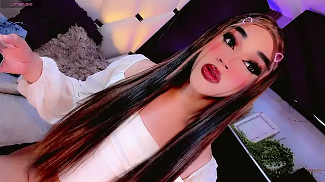 Snapshot of Camila_Vasquezz1 chatting on June 14, 2026, 11:00 am Camila Vasquezz1 online show from June 14, 2026, 11:00 am