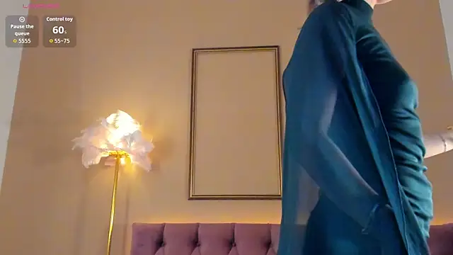 Lilianadaniels online show from June 11, 2026, 1:27 am