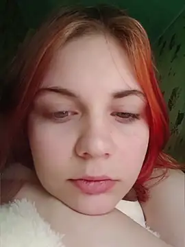 Snapshot of LoisFox chatting on May 3, 2026, 7:46 am LoisFox online show from May 3, 2026, 7:46 am