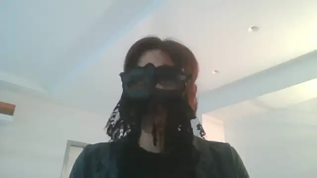 Snapshot of HelenTiAscolta chatting on May 15, 2026, 8:12 am HelenTiAscolta online show from May 15, 2026, 8:12 am