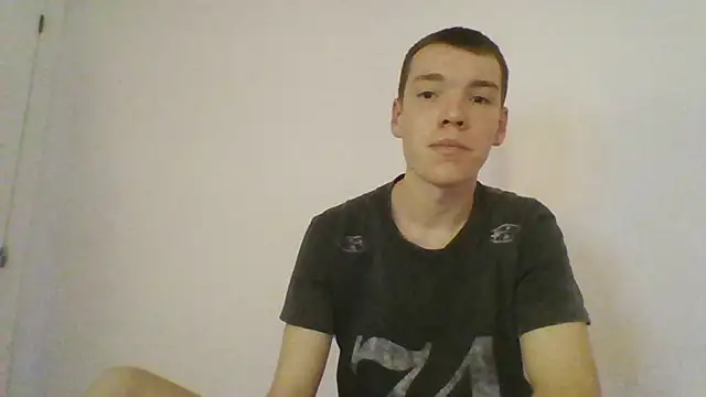 aaron stonee online show from April 26, 2026, 8:28 pm