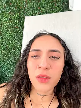 SinSirenXXX online show from June 15, 2026, 1:11 pm