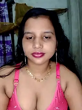 Nigar Hatun online show from May 13, 2026, 5:31 pm