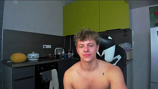 Snapshot of prince_nik chatting on July 13, 2026, 8:46 am prince nik online show from July 13, 2026, 8:46 am