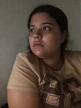 EliVanegas online show from May 3, 2026, 2:38 am