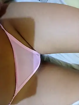 estrellitacielo online show from April 21, 2026, 11:55 pm