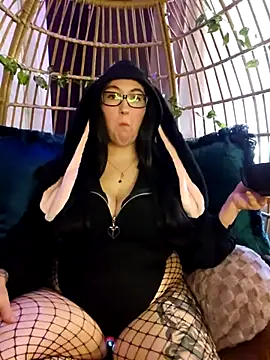 Snapshot of SpookyMadz chatting on May 4, 2026, 5:05 pm SpookyMadz online show from May 4, 2026, 5:05 pm
