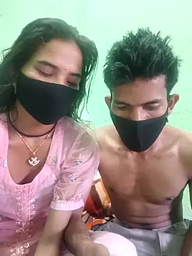 PRIYA8027 online show from April 22, 2026, 11:28 am