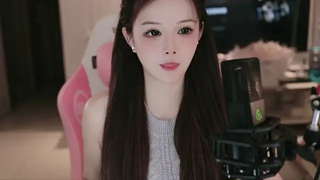 azi666523 online show from July 5, 2026, 1:18 pm