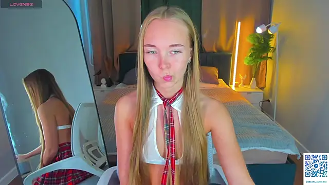 Milana Sorrento online show from June 2, 2026, 1:05 am