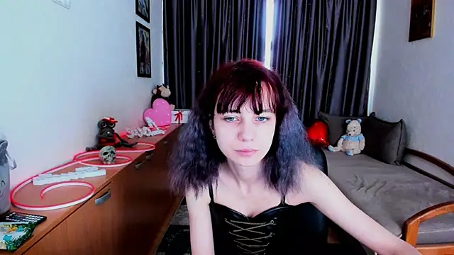 Snapshot of MiniLysii chatting on June 13, 2026, 5:38 am MiniLysii online show from June 13, 2026, 5:38 am