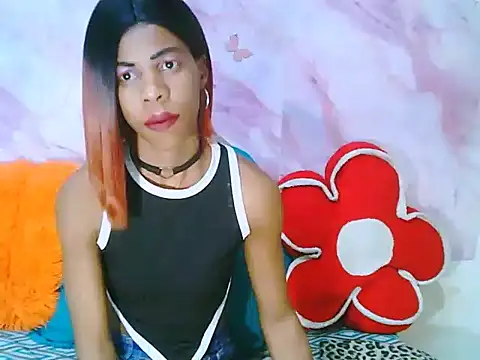 Snapshot of EbonySweetPeach chatting on May 16, 2026, 5:39 am EbonySweetPeach online show from May 16, 2026, 5:39 am