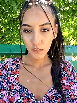 Snapshot of bebeluna001 chatting on August 1, 2026, 11:30 am bebeluna001 online show from August 1, 2026, 11:30 am