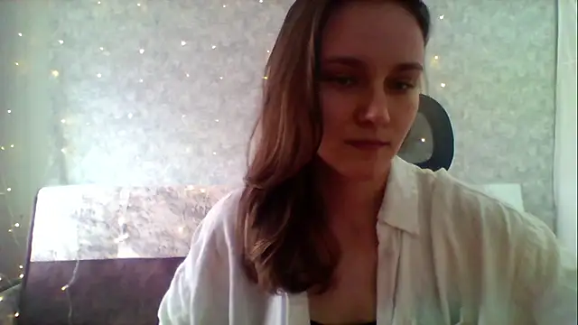 DolcezzaCream online show from April 30, 2026, 11:17 am