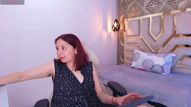 Snapshot of stephaniesun_ chatting on June 7, 2026, 12:54 pm stephaniesun online show from June 7, 2026, 12:54 pm