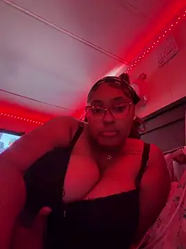 Theyluv Tink1 online show from April 22, 2026, 8:15 pm