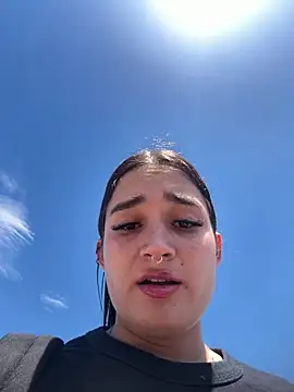 sofi-nyx online show from June 11, 2026, 4:04 pm