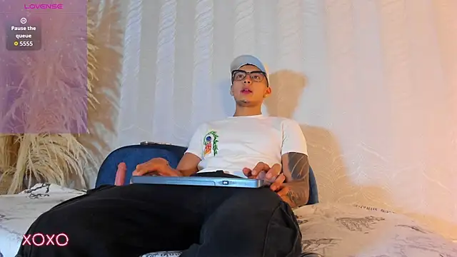 Alan Salazar online show from June 12, 2026, 5:32 pm