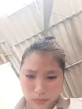 Snapshot of Baby-xinh chatting on April 28, 2026, 2:27 am Baby-xinh online show from April 28, 2026, 2:27 am