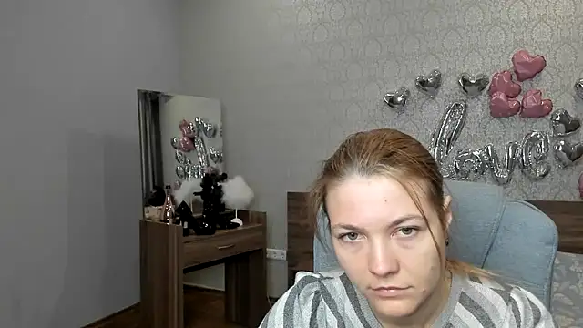 Snapshot of AnniShery chatting on May 2, 2026, 6:57 pm AnniShery online show from May 2, 2026, 6:57 pm