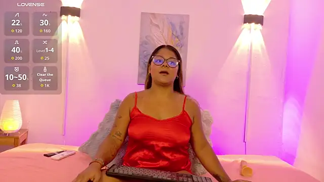 Snapshot of chelseea_bluey1 chatting on April 26, 2026, 2:42 am chelseea bluey1 online show from April 26, 2026, 2:42 am