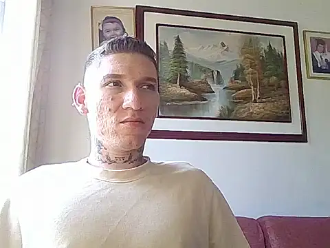 Snapshot of gonzalez_2001 chatting on June 23, 2026, 9:46 pm gonzalez 2001 online show from June 23, 2026, 9:46 pm