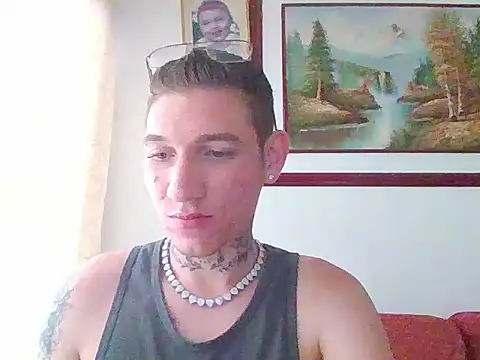 Snapshot of gonzalez_2001 chatting on July 7, 2026, 10:46 pm gonzalez 2001 online show from July 7, 2026, 10:46 pm